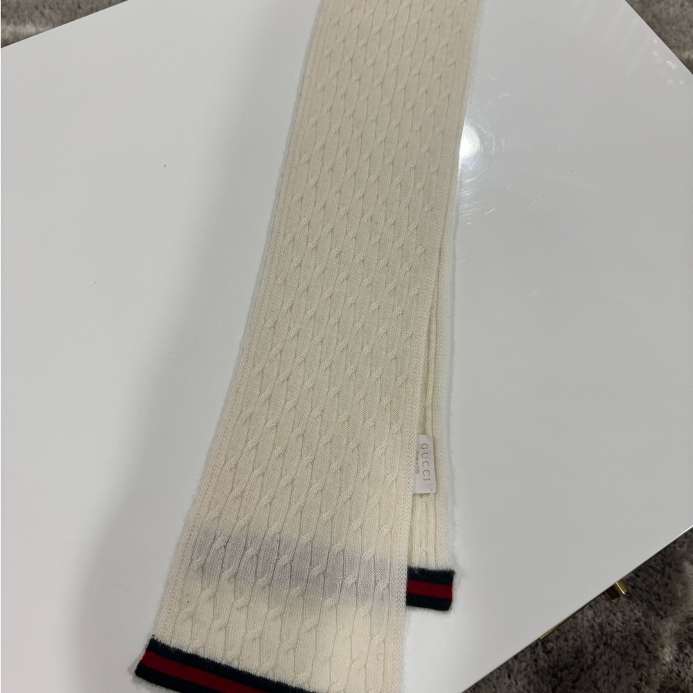 Gucci Ivory Cable Knit Scarf with Signature Stripe